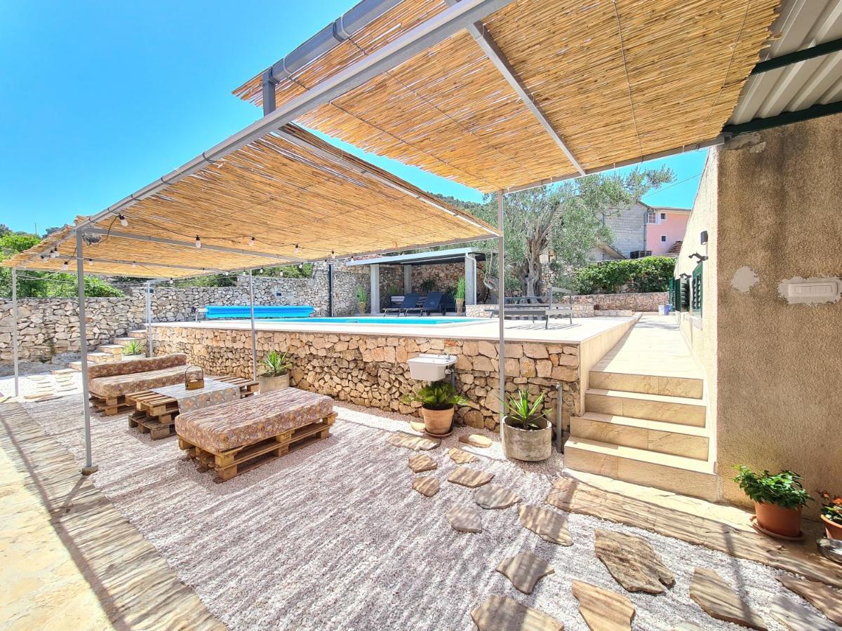 Vila Olive Tree - House With Pool Vinišće Exteriér fotografie