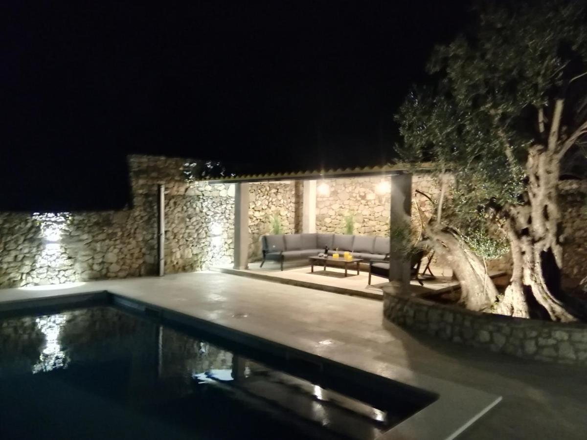 Vila Olive Tree - House With Pool Vinišće Exteriér fotografie