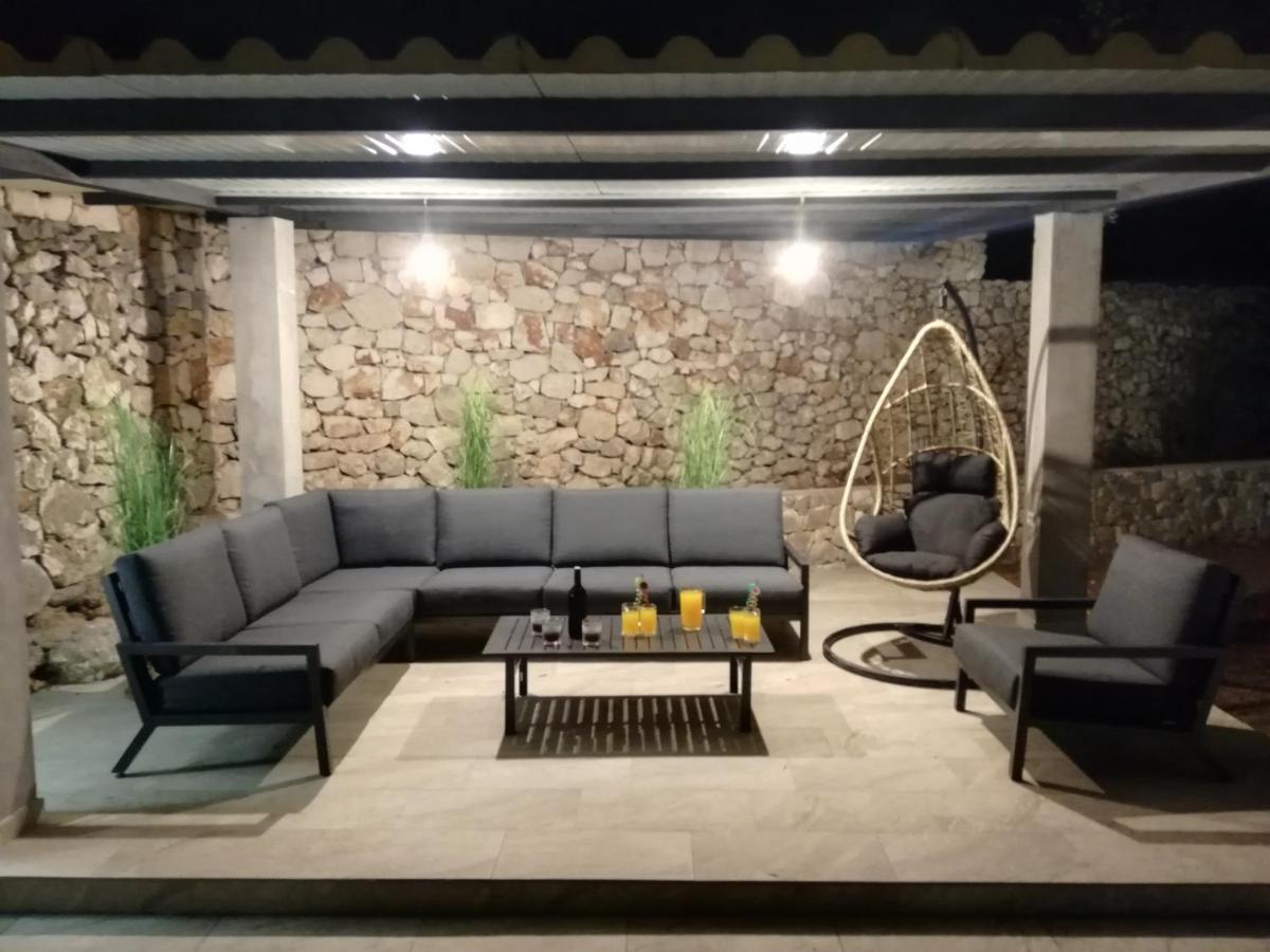 Vila Olive Tree - House With Pool Vinišće Exteriér fotografie